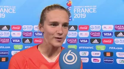 Koprollende topscorer Vivianne Miedema: 'We mogen positief en blij zijn'