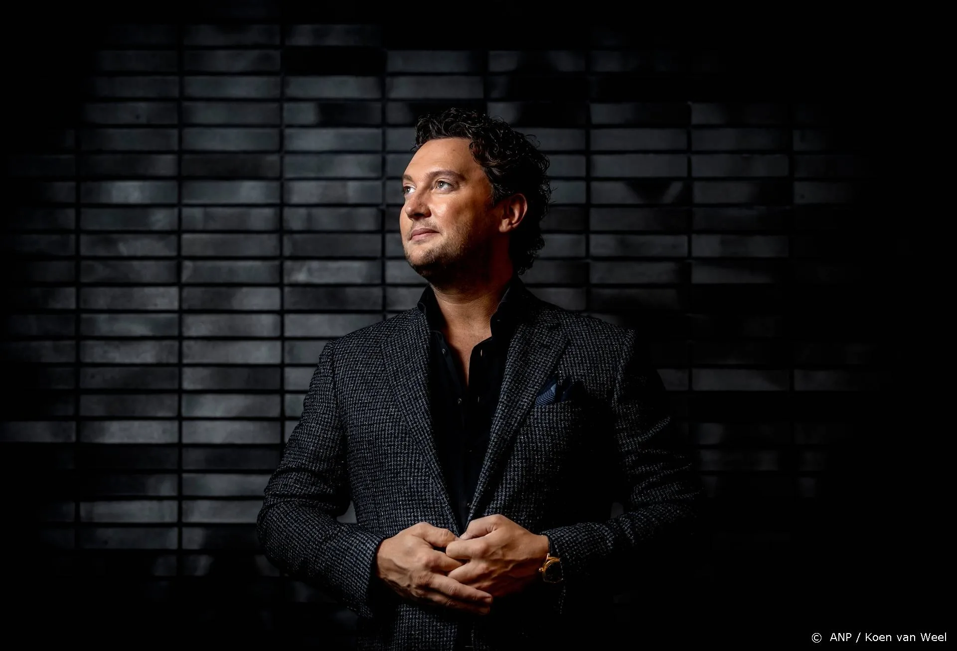 Tino Martin doneert 10.000 euro aan Missie 538 voor voedselbank