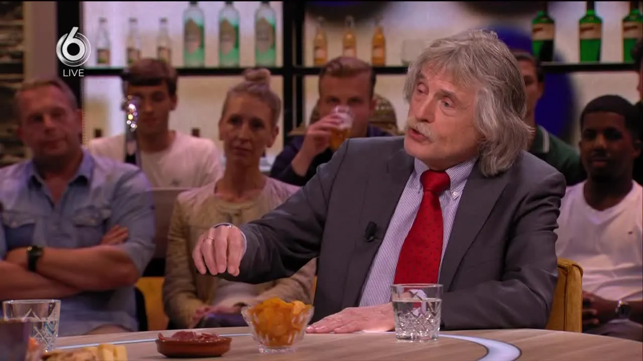 Johan Derksen voelt zich gekrenkt door Genee