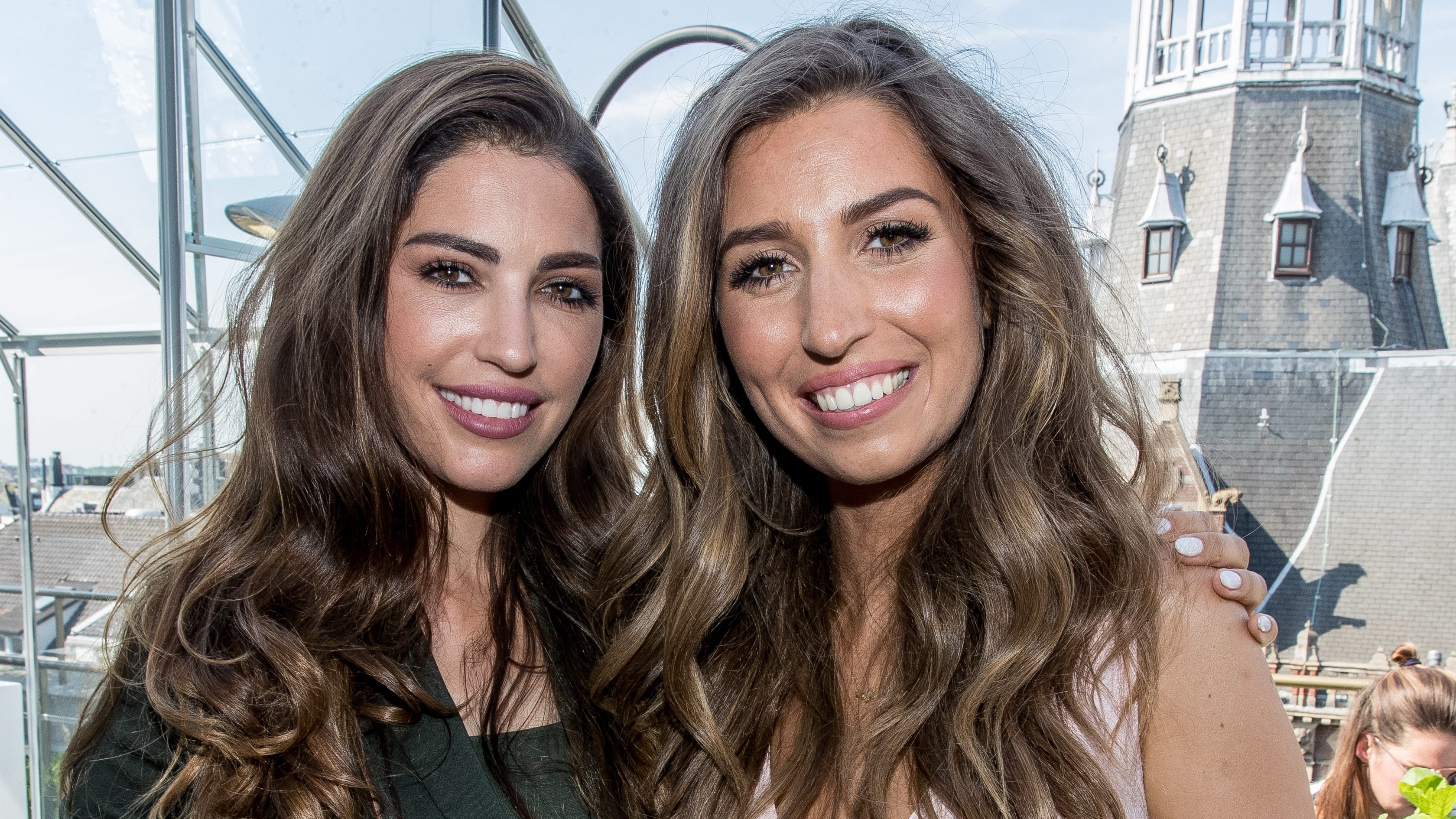 Xelly Cabau onthult geslacht toekomstige baby