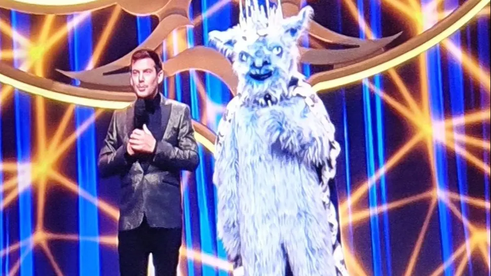 Deze ernstig zieke BN'er ontroert in The Masked Singer