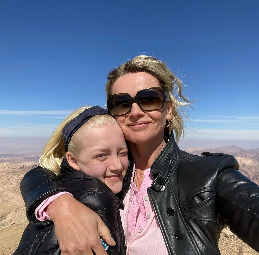 Dochter Tooske Ragas heeft bijzondere verrassing voor haar ouders