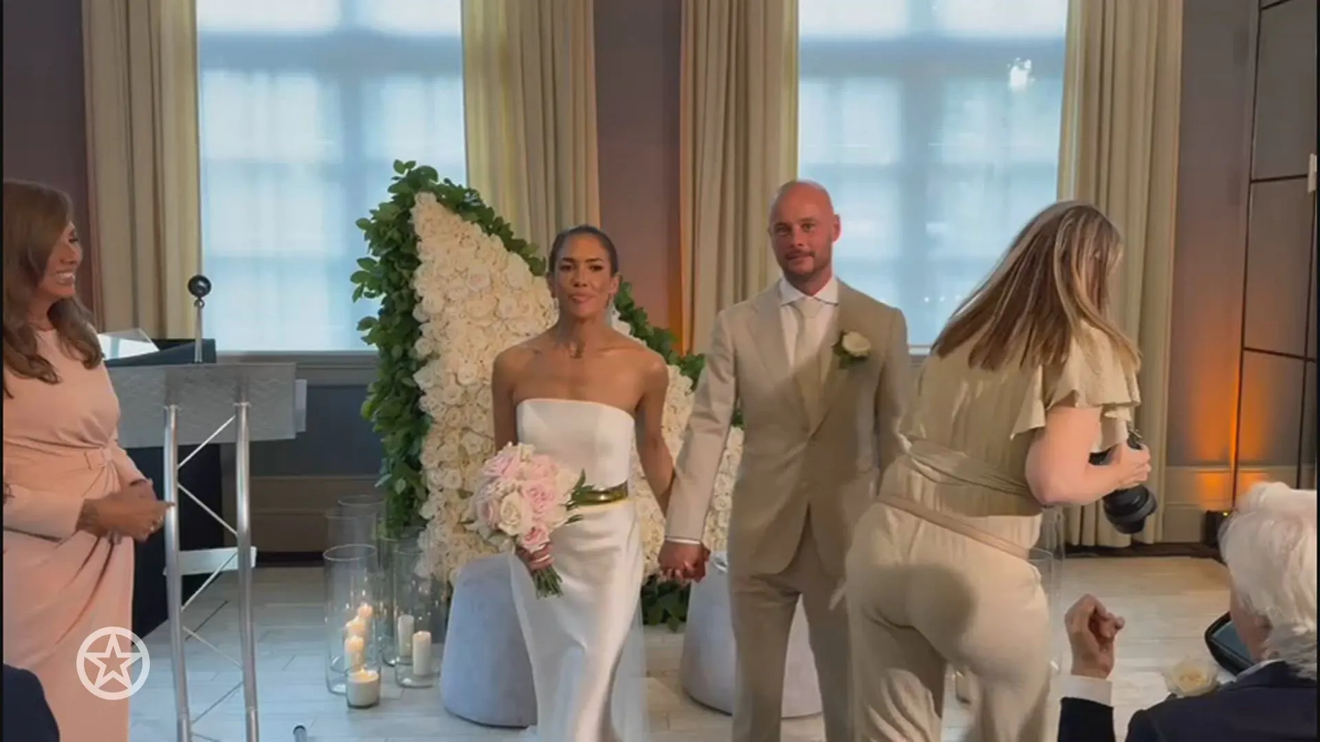 ZIEN: Dochter Patty Brard in het huwelijksbootje gestapt