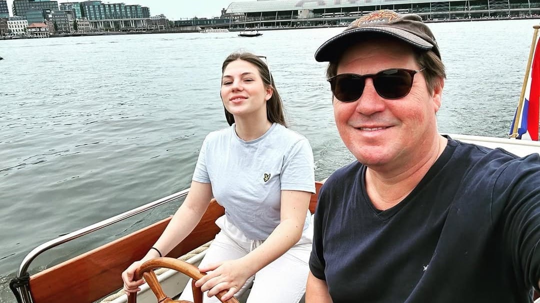 Dochter Martijn Krabbé laat zich uit over zieke vader: 'Onuitsprekelijk verdriet'