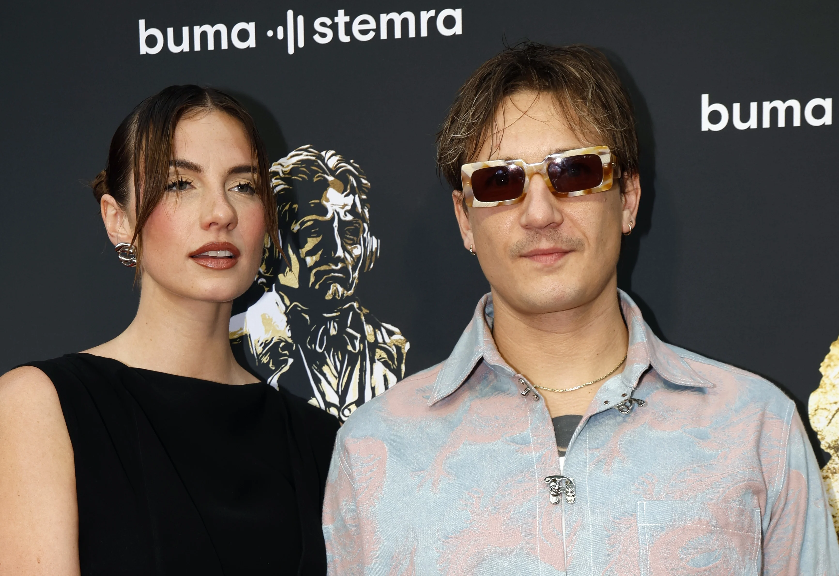 Gaan Karel en Maan eindelijk samenwonen? 