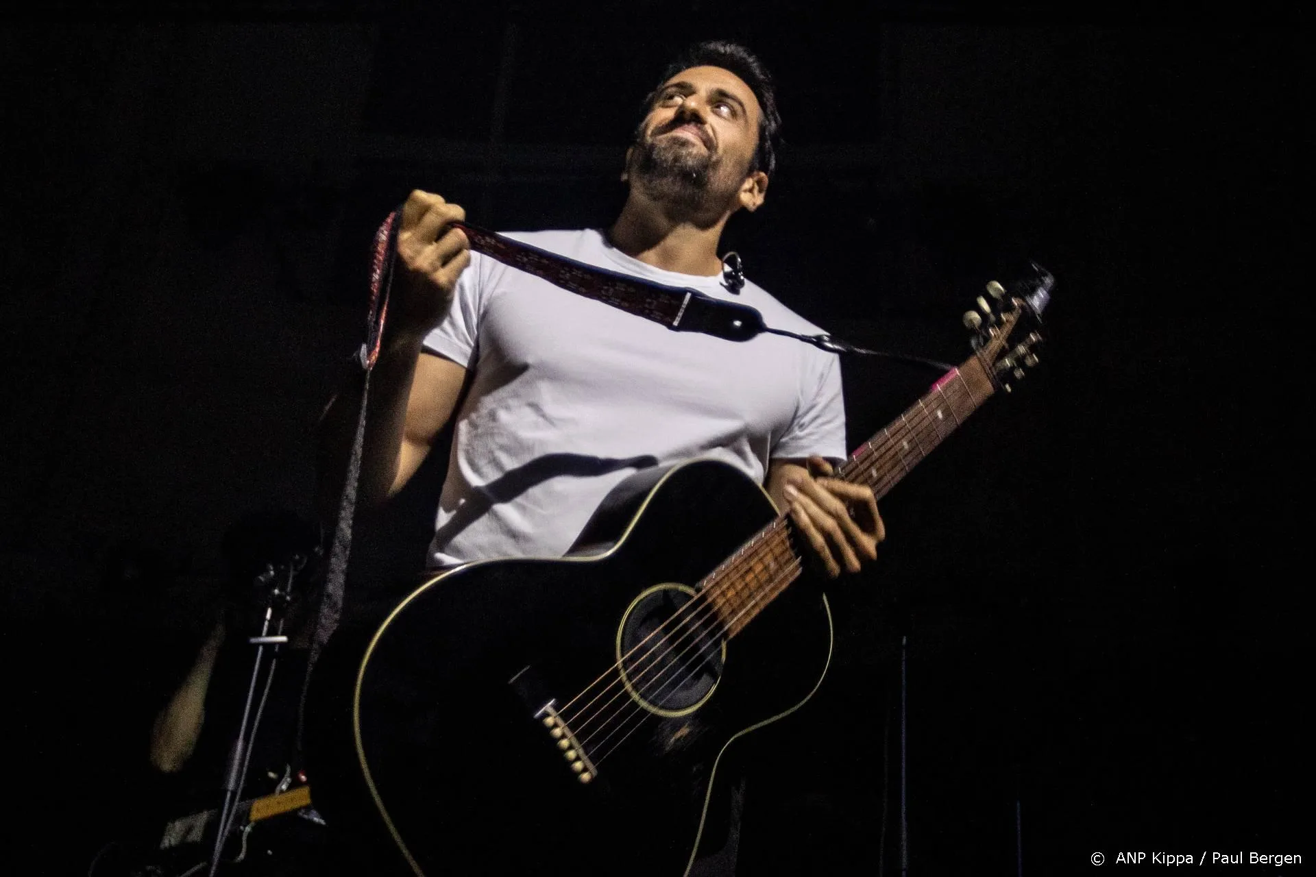 Dotan scoort gouden plaat in Italië