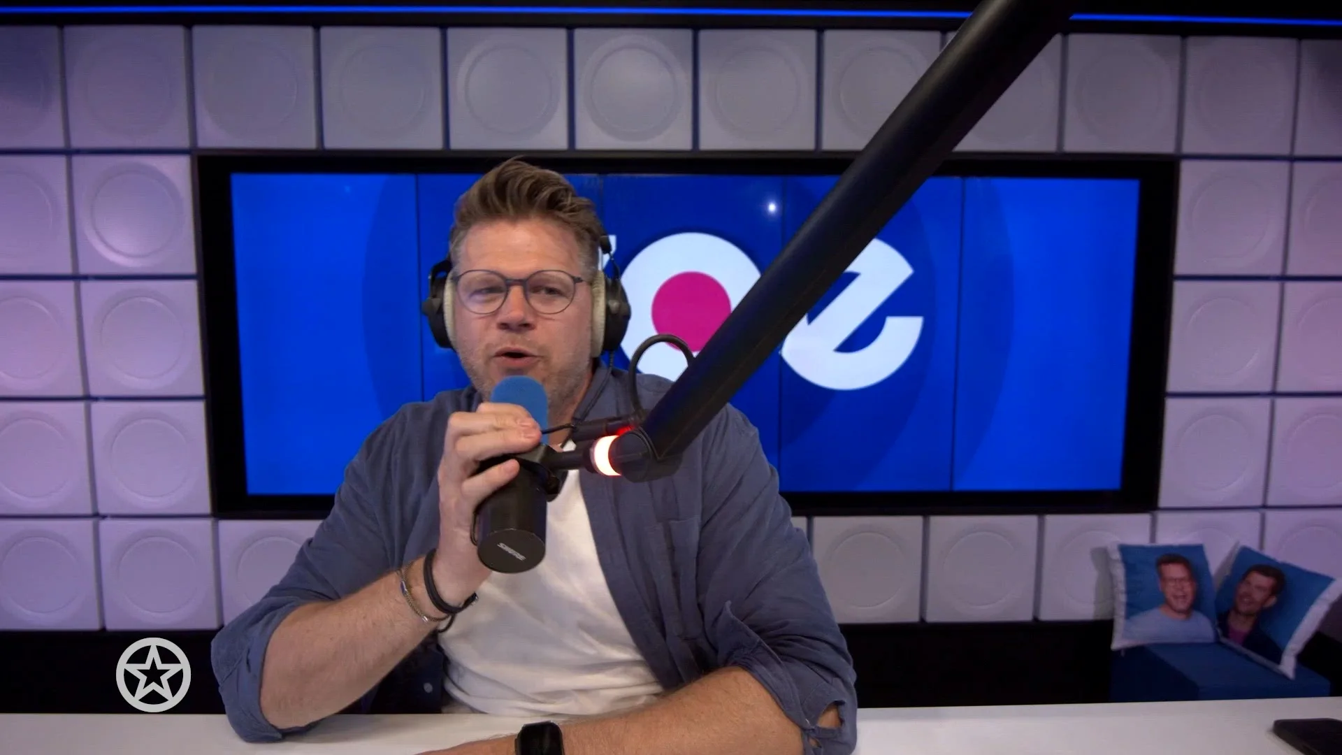 Oos Kesbeke verspreekt zich over nieuw seizoen De Augurkenkoning in De Coen & Sander Show