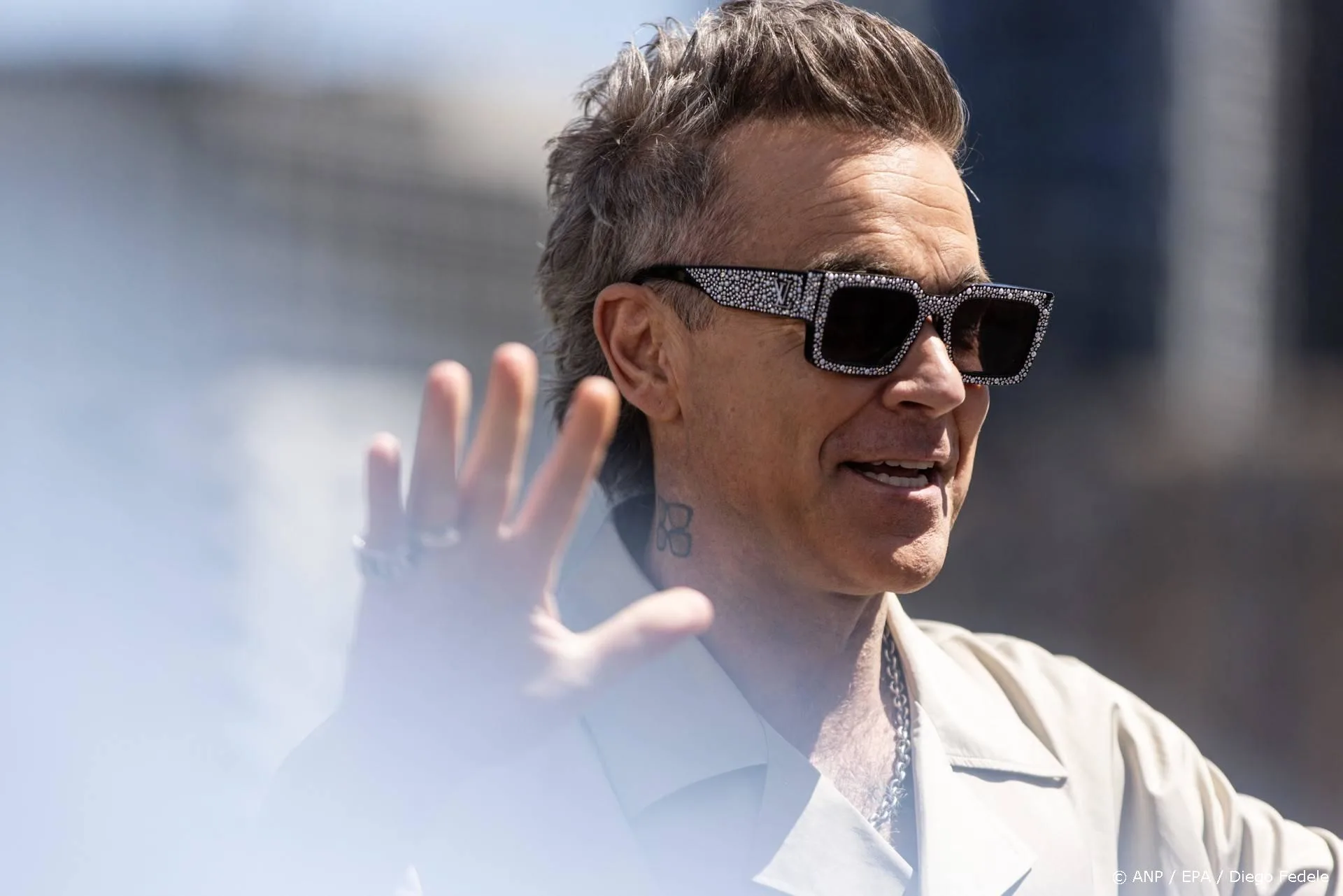 Robbie Williams doet opmerkelijk verzoek in centrum Amsterdam