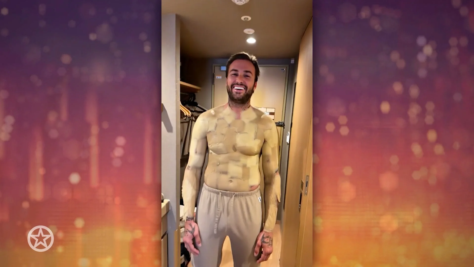 Dave Roelvink moet zijn tattoos bedekken