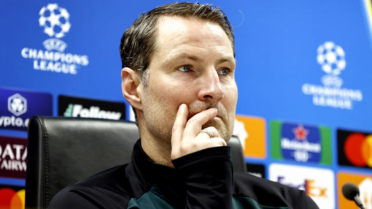 Feyenoord mist naast Timber en Hwang ook Zerrouki en Zechiël tegen Bayern München