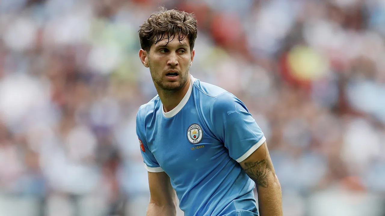 Ook Stones valt weg bij Manchester City