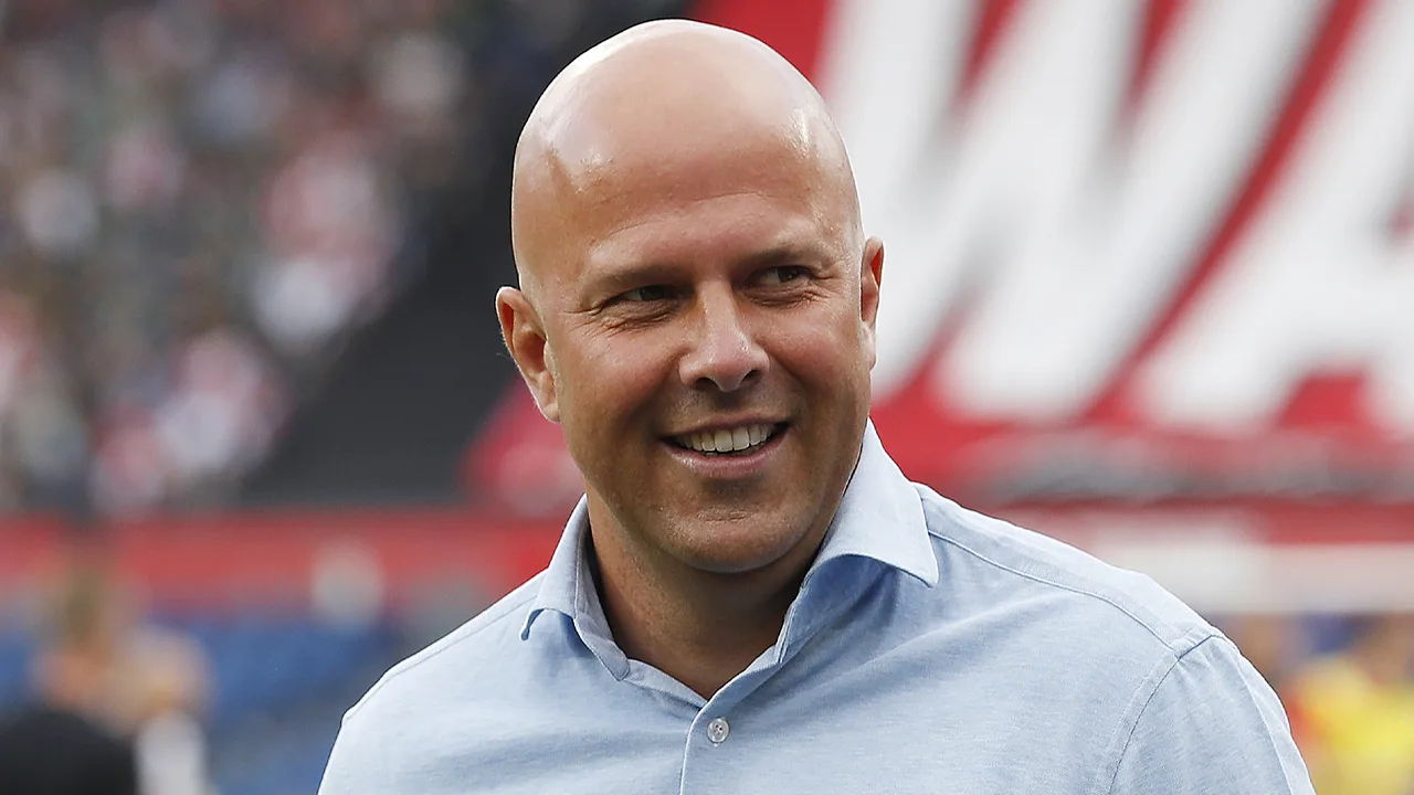 Officieel: Liverpool presenteert Arne Slot als nieuwe hoofdcoach