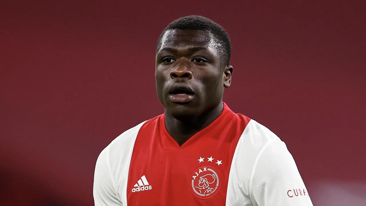 Overmars baalt nog altijd van vertrek Brobbey: ‘Hij hoort hier thuis'