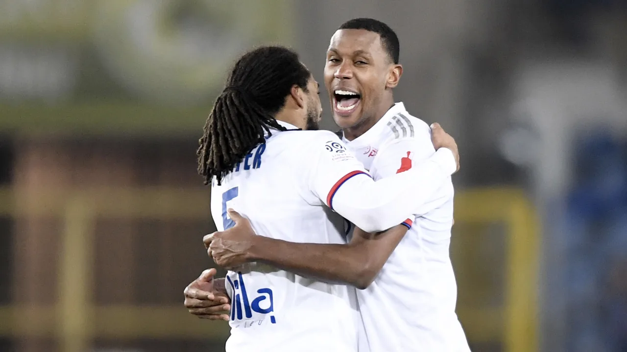 ‘Voormalig PSV'er Marcelo ontslagen na scheet in kleedkamer’