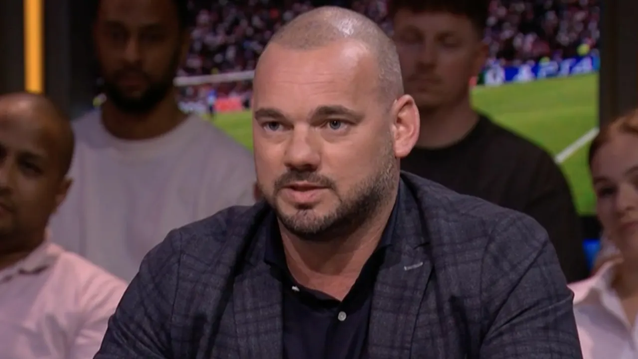 Wesley legt vinger op zere plek: 'Hierdoor is de jeugdopleiding van Ajax verpest!'