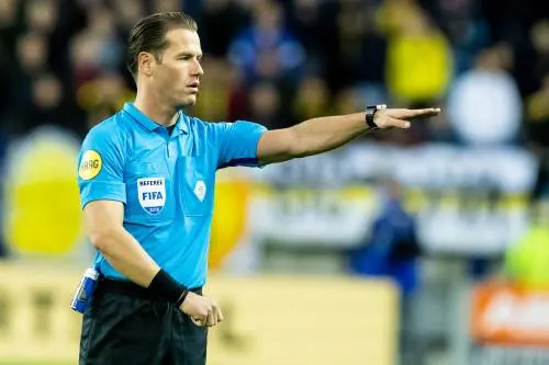 Makkelie scheidsrechter bij Feyenoord - Ajax