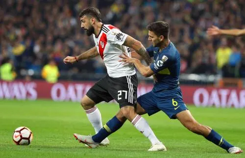 Magallán debuteert voor Ajax tegen Flamengo
