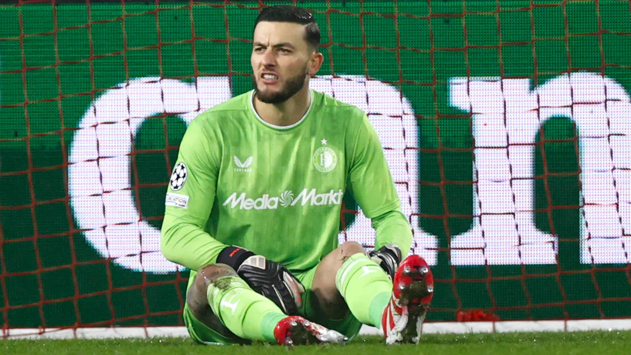 Feyenoord-doelman Bijlow de rest van het seizoen uitgeschakeld door knieblessure