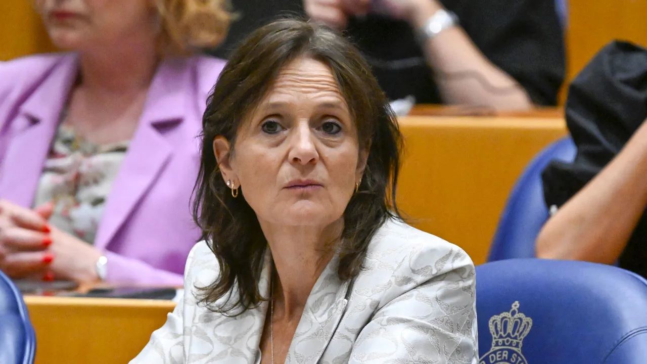 Van Vroonhoven wil niet door in politiek nadat leden haar op vierde plaats NSC-lijst zetten