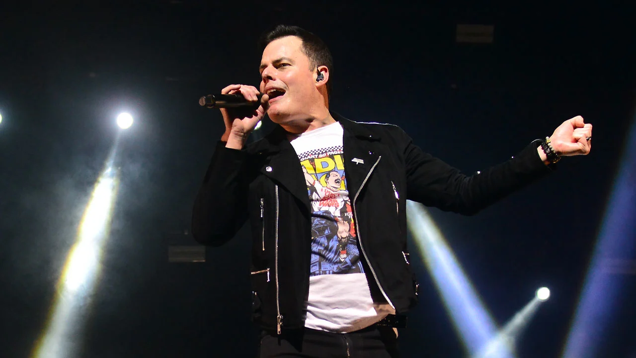 Leadzanger officiële Queen-tributeband Marc Martel treedt woensdag op bij De Oranjezomer!