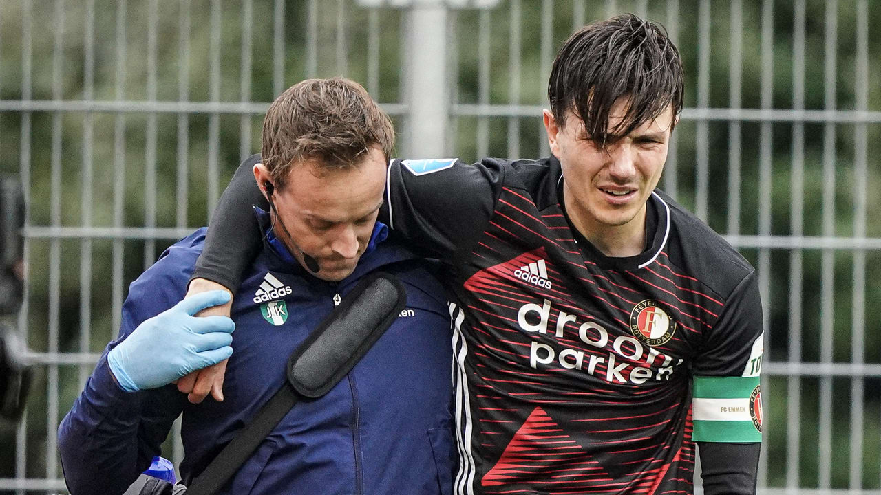 Aanvoerder Berghuis valt geblesseerd uit bij Feyenoord