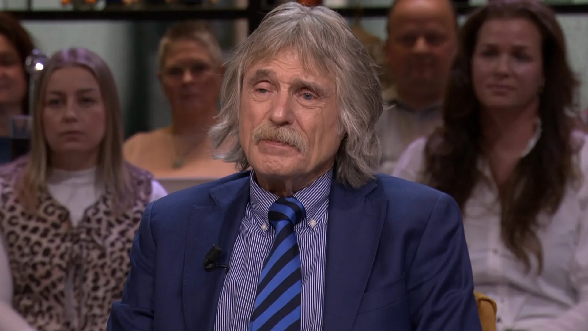 Johan ergert zich aan luiheid van NOS rondom explosie in Den Haag: 'Ze overschatten zich!'