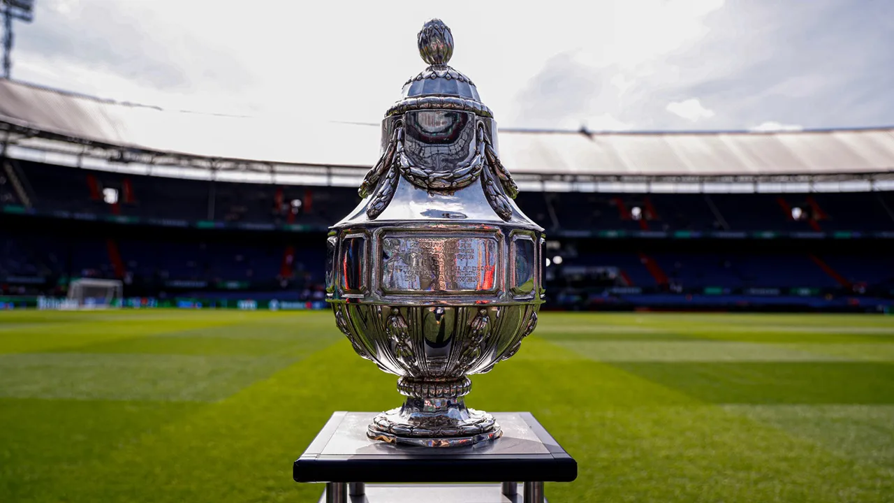 Bekerloting: Ajax treft Telstar, Feyenoord op bezoek bij MVV en PSV thuis tegen HFC
