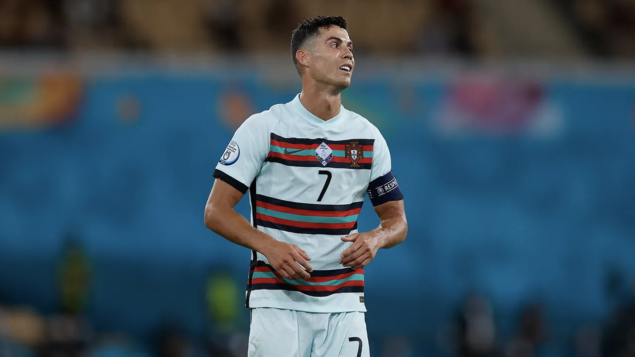 Keane loopt leeg: 'Hij is een bedrieger, Ronaldo moet achter hem aangaan!'