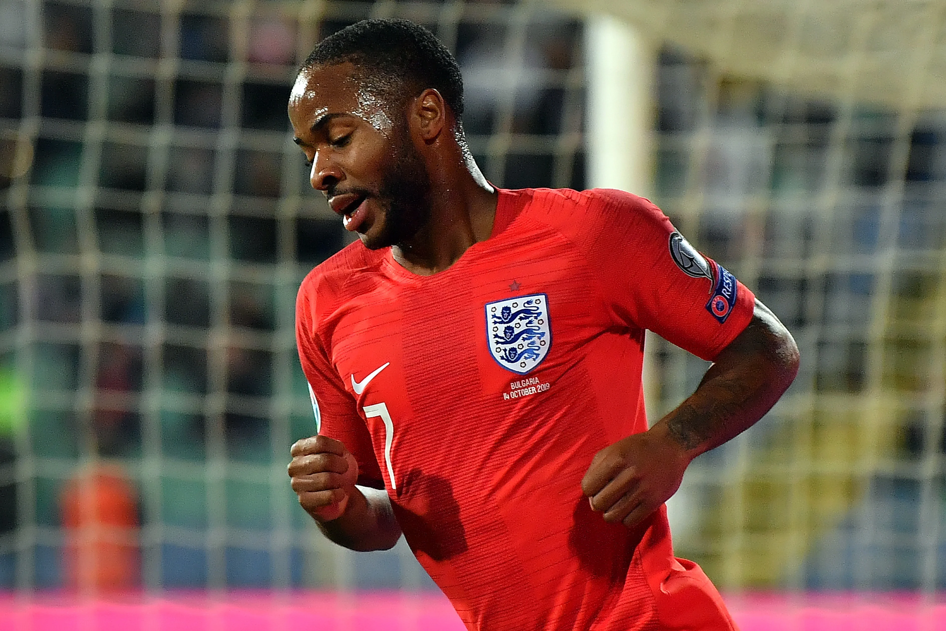 Engeland verslaat Bulgarije op nare avond