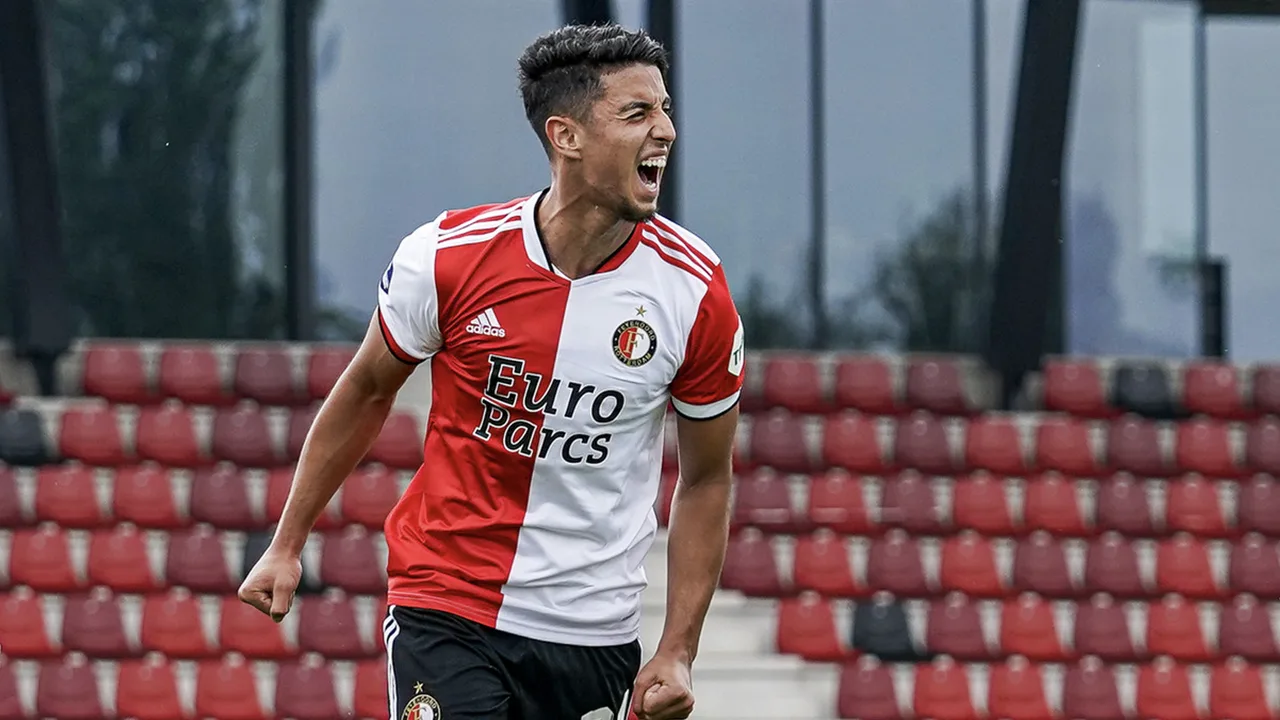 VIDEOGOAL: Bannis maakt eerste doelpunt van 2021/22 voor Feyenoord