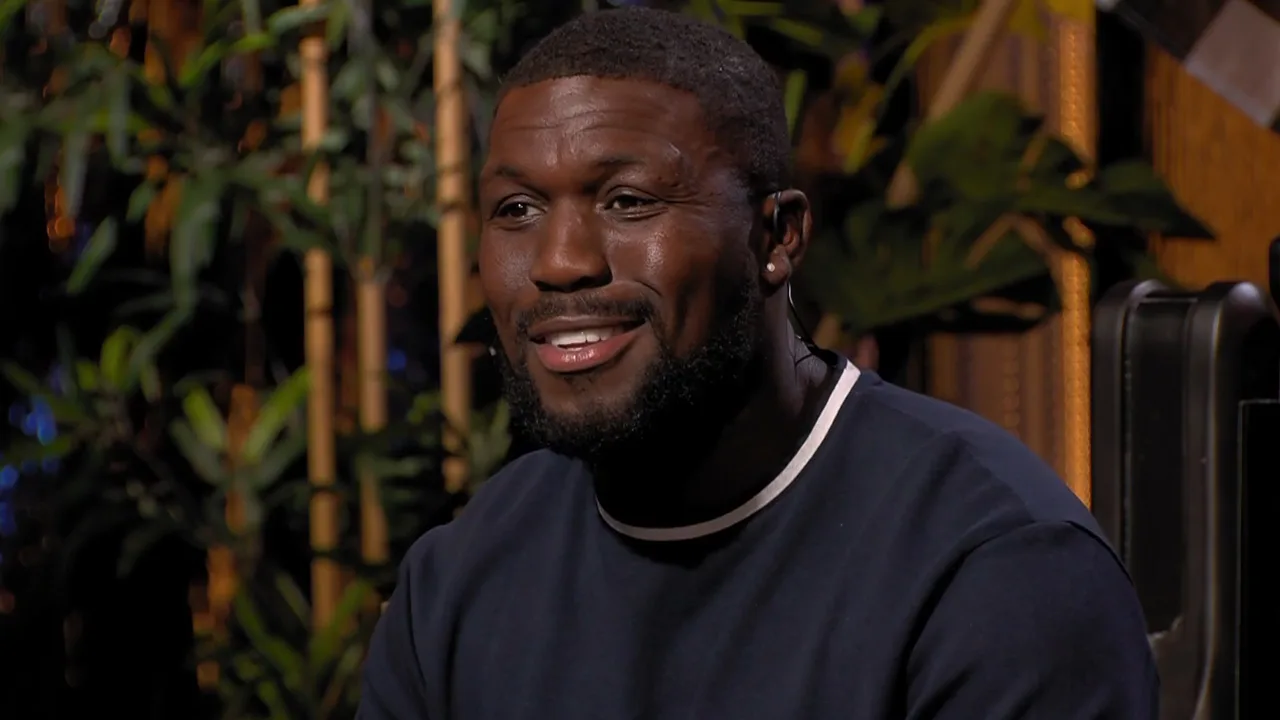 Royston Drenthe over carrièreswitch naar zorg: 'Ik zie nu een hele andere wereld'