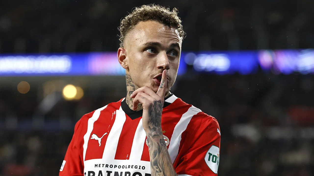 Noa Lang vol vertrouwen: 'Als we winnen van Ajax, dan draaien we het helemaal om!'