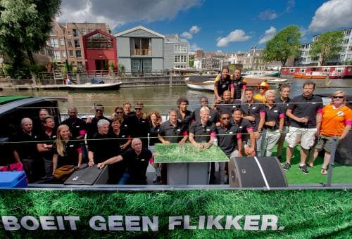 'Luider geluid tegen homofobie in voetbal'
