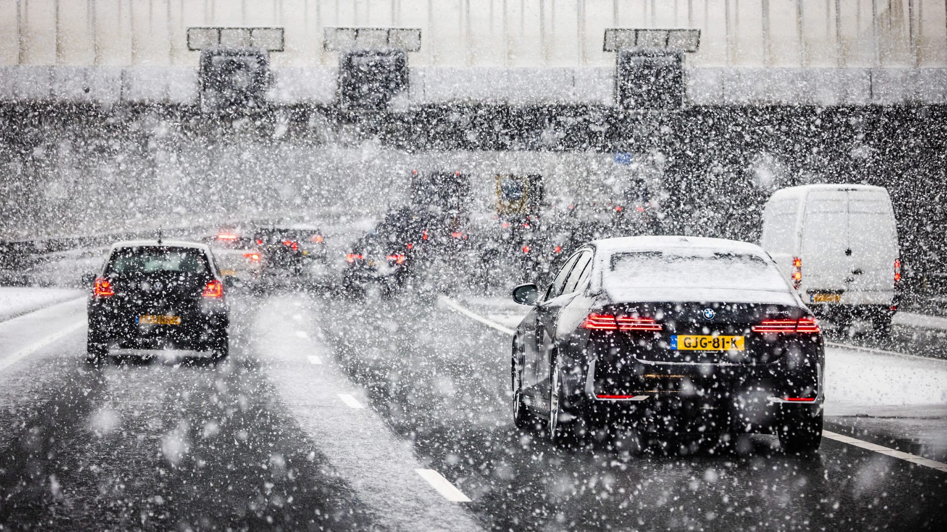 Woensdag code oranje om sneeuw en gladheid in vrijwel heel Nederland