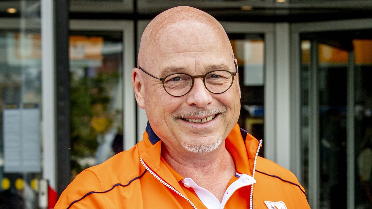 Raad van Commissarissen Ajax wil Maurits Hendriks als rechterhand Van der Sar