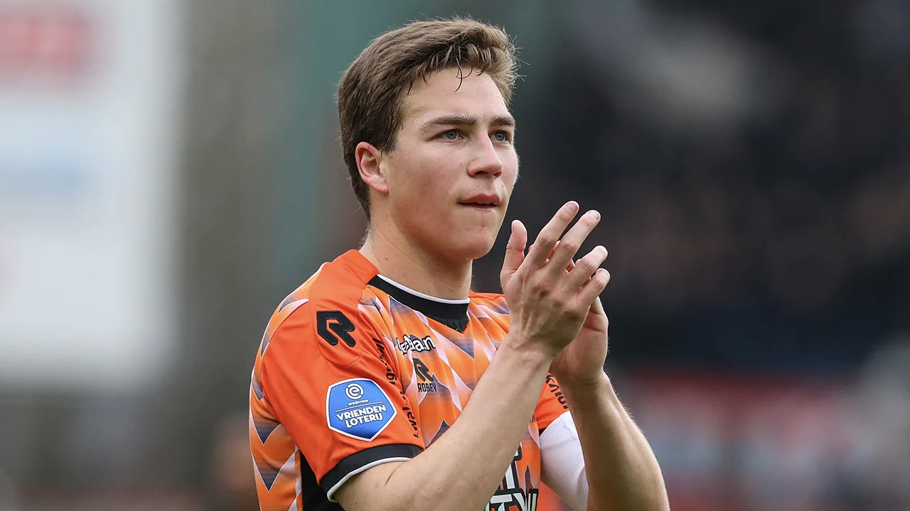 Officieel: Carel Eiting maakt definitief overstap van FC Volendam naar FC Twente