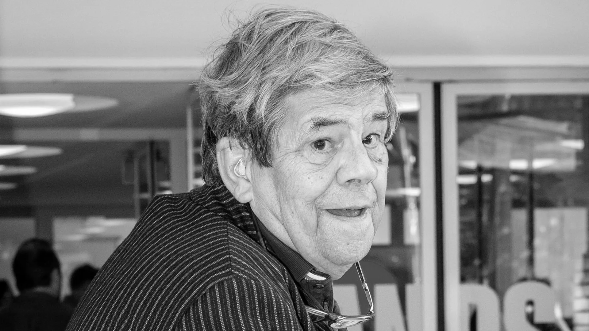 Acteur en presentator Joost Prinsen op 83-jarige leeftijd overleden