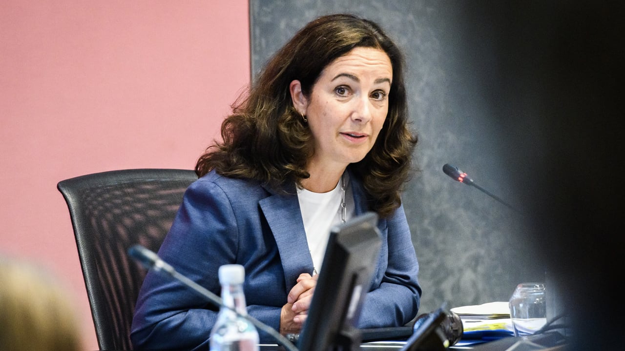 Halsema: vier voetbal en verziek het niet voor anderen en jezelf