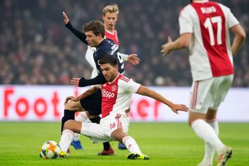 Ajax met Magallán in Klassieker