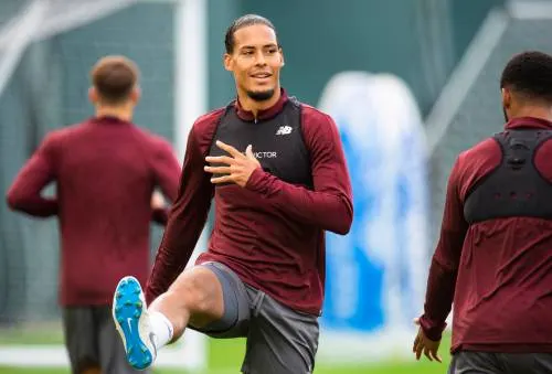 Van Dijk tegen Chelsea terug bij Liverpool