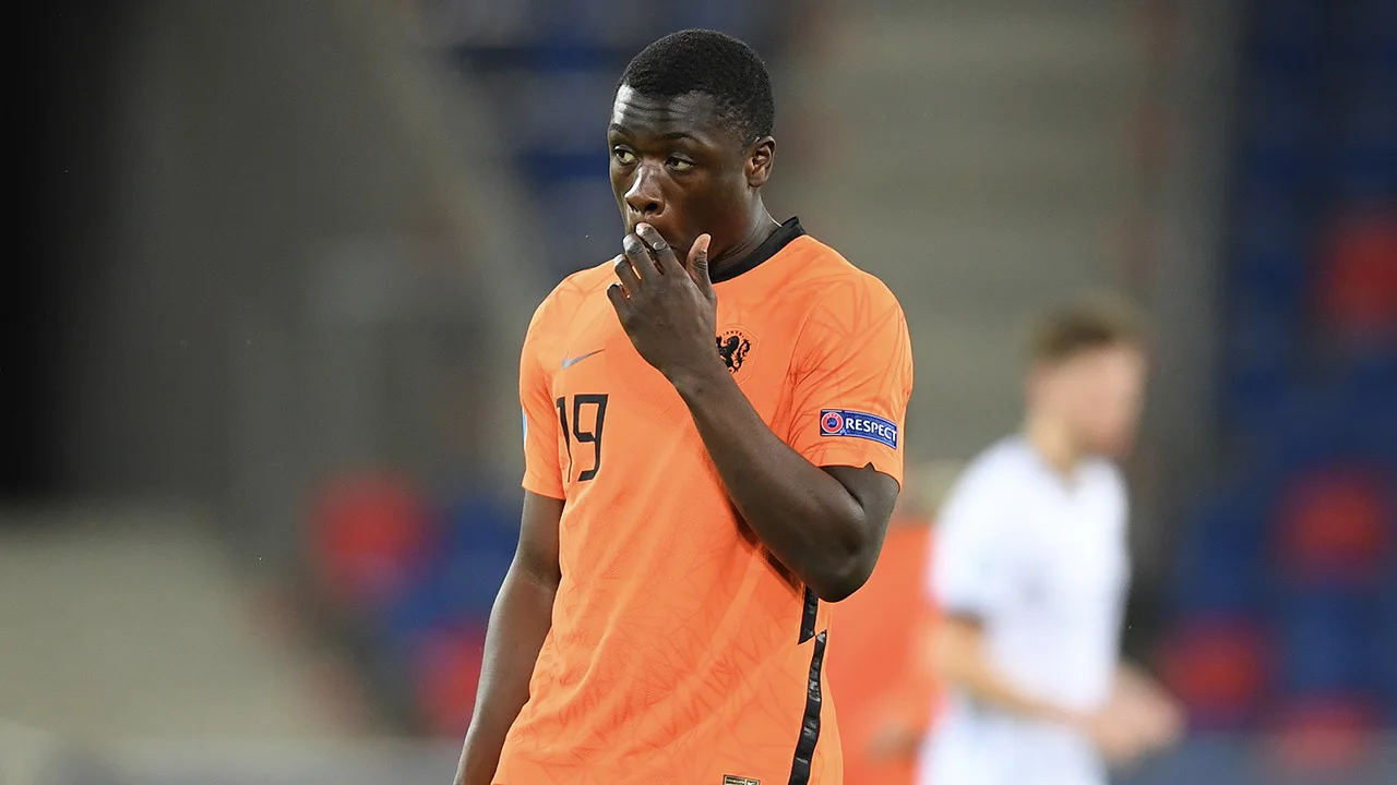 Jong Oranje speelt op EK weer gelijk en moet winnen van Hongaren