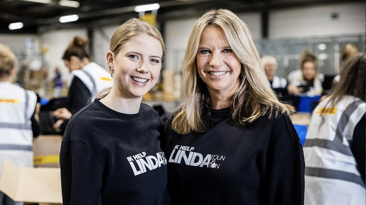 Zien: Noa Vahle steekt de draak met covershoot van moeder Linda de Mol