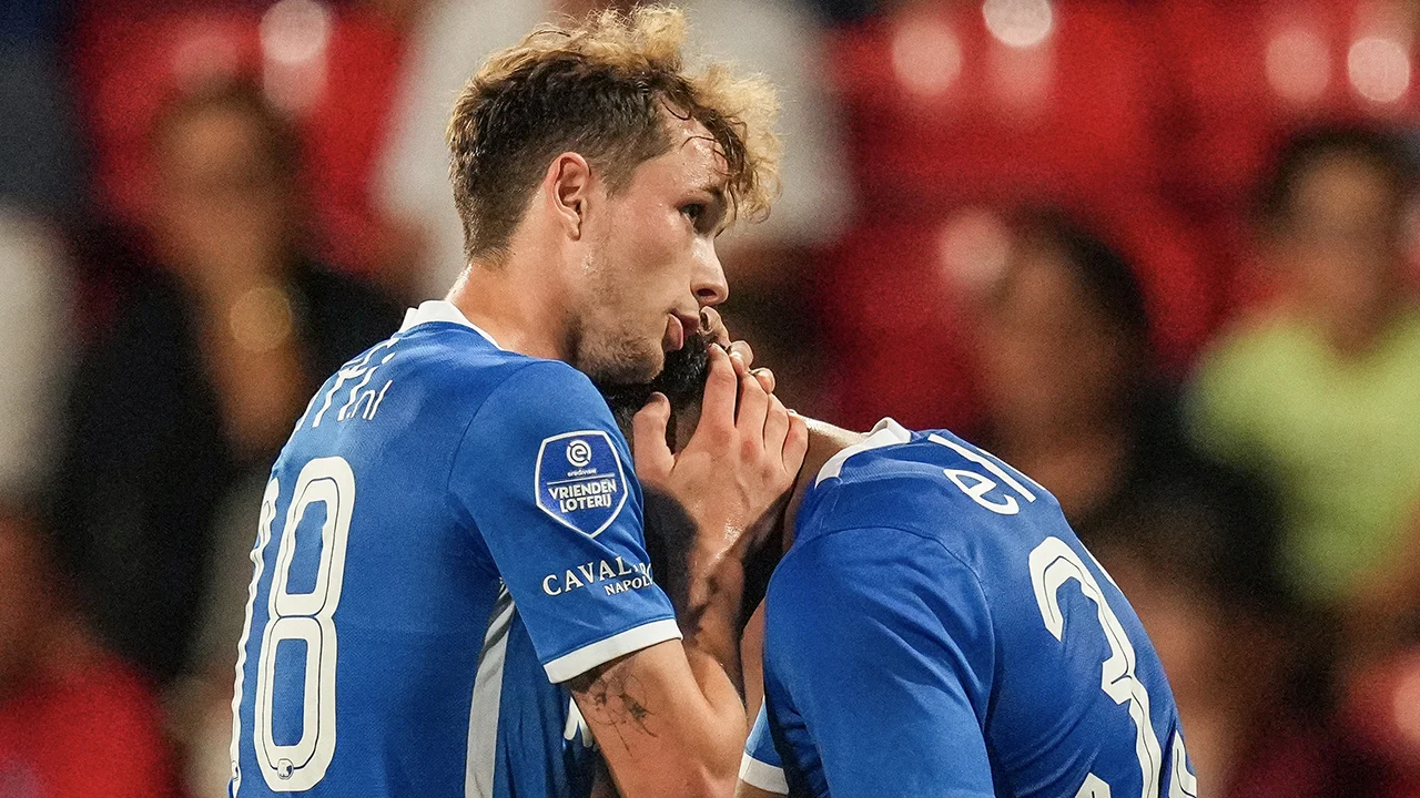 AZ kwalificeert zich voor Conference League: Van Bommel strandt met Antwerp
