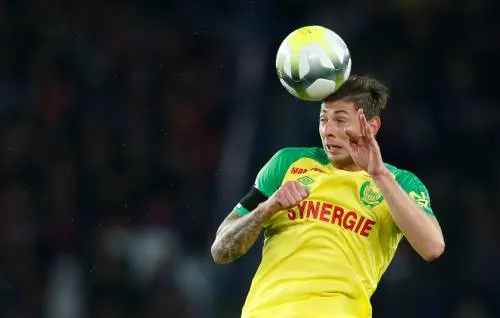 Cardiff City verbreekt clubrecord voor spits