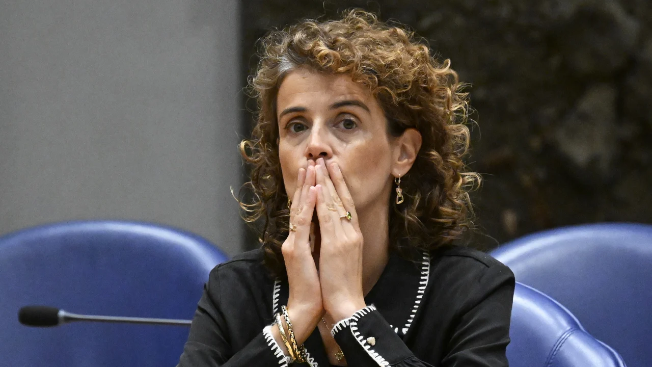 Sophie Hermans over slechte peilingen VVD: 'Soms zit het tegen, het is wat het is'