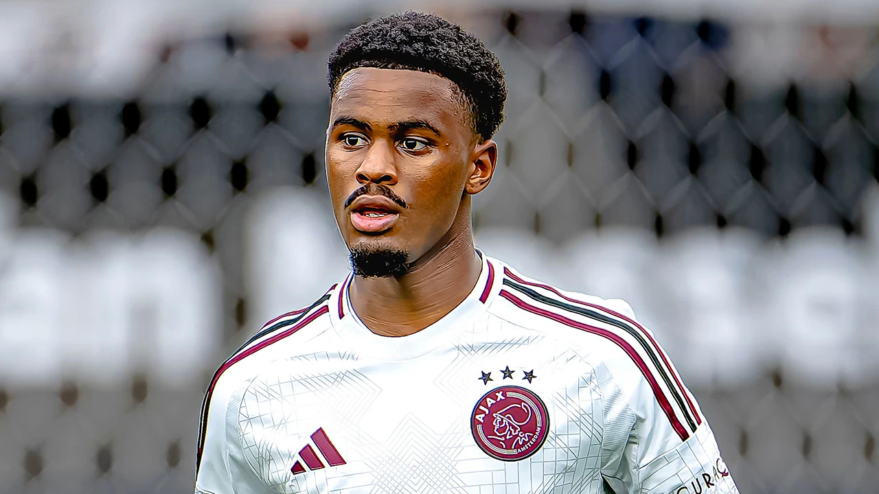 'Juventus wil Jorrel Hato deze winter naar Turijn halen'