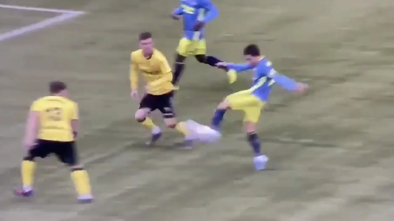 Aanvoerder Berghuis schiet prachtig raak voor Feyenoord