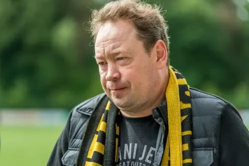 Geplaagd Vitesse haalt uit tegen Heracles