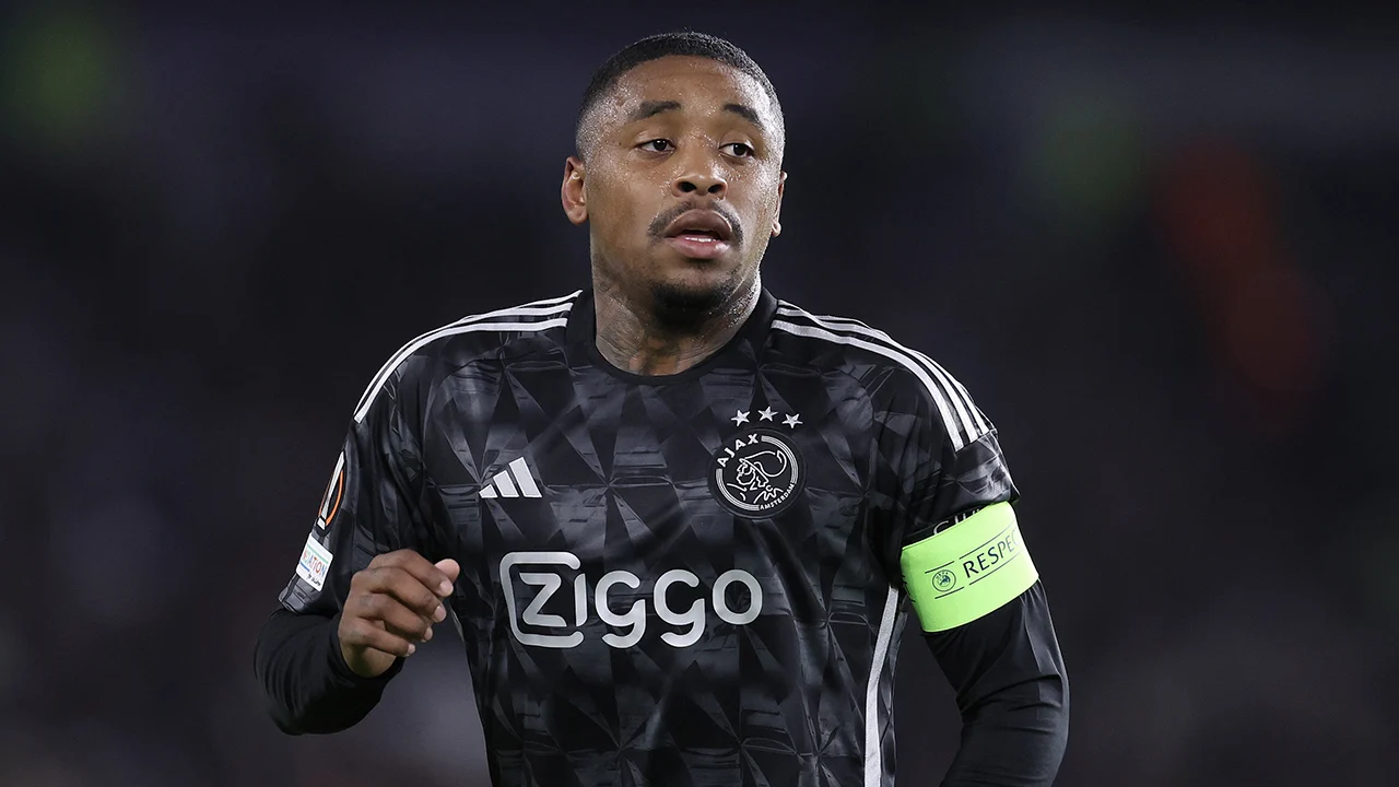 'Van 't Schip moet aanvoerdersband van Bergwijn afnemen'