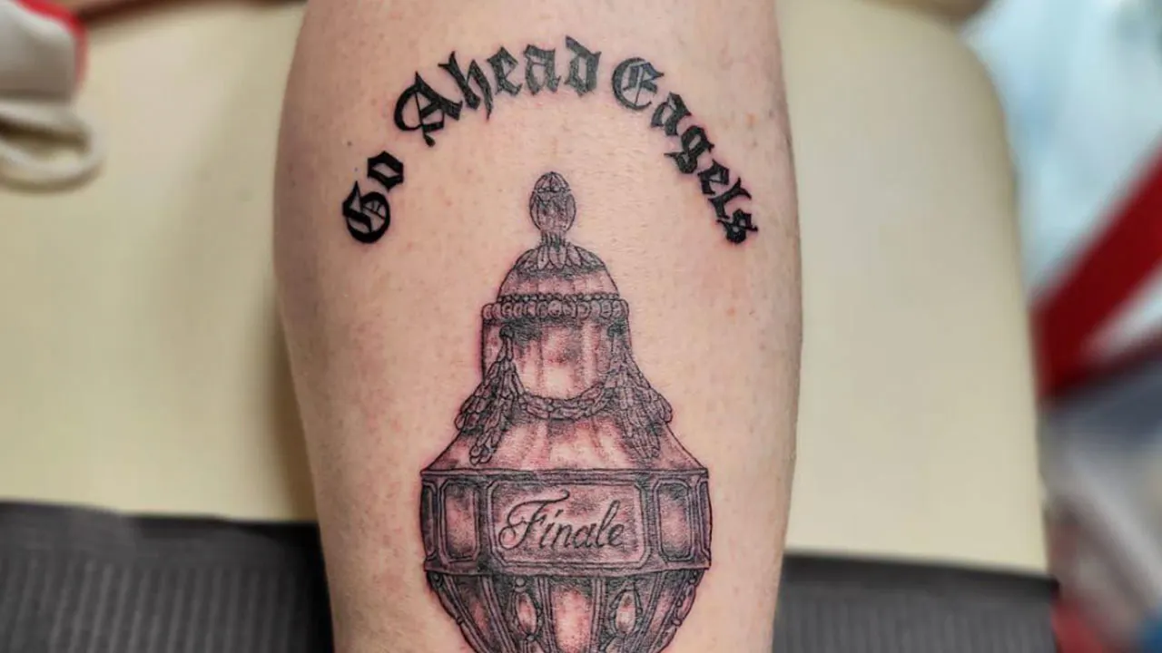 Go Ahead Eagles-fan heeft gigantische spelfout in KNVB Beker-tattoo 